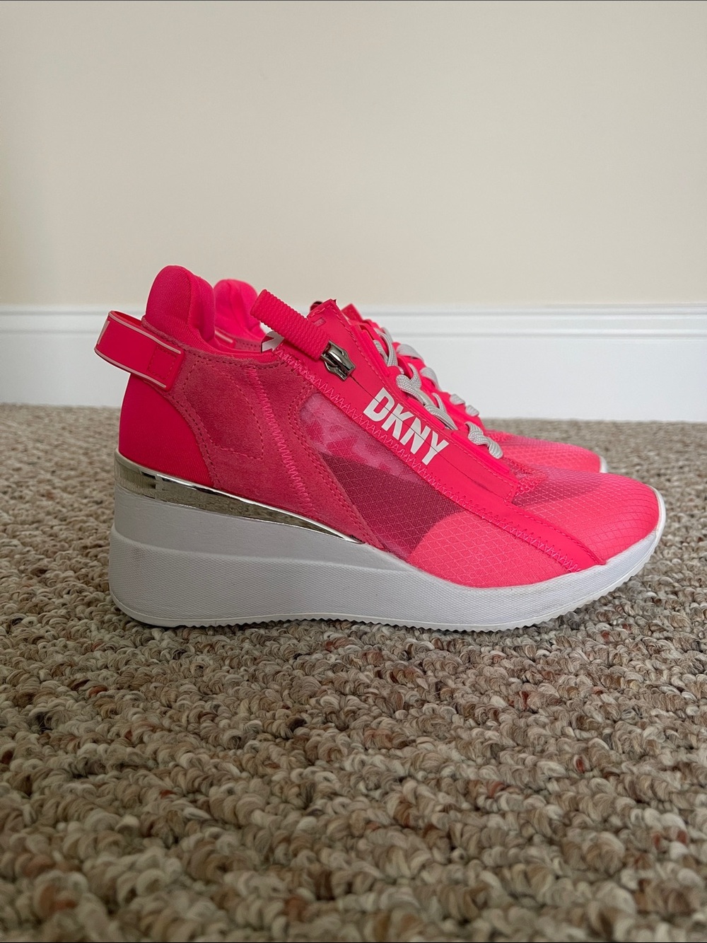 DKNY Hot Pink Platform Sneakers with Silver Accent 36 Woman’s 6 - Picture 2 of 7